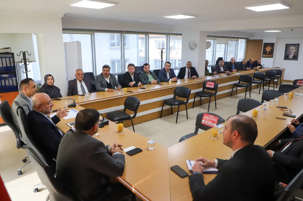 AK PARTİ AFYONKARAHİSAR’DA TEŞKİLAT ÇALIŞMALARI YOĞUN TEMPOYLA DEVAM EDİYOR