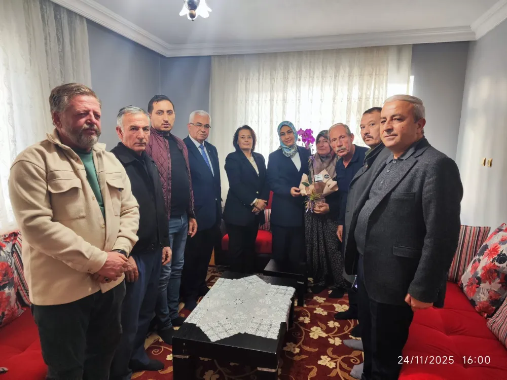 AK PARTİ AFYON ÖĞRETMENLERİ UNUTMADI