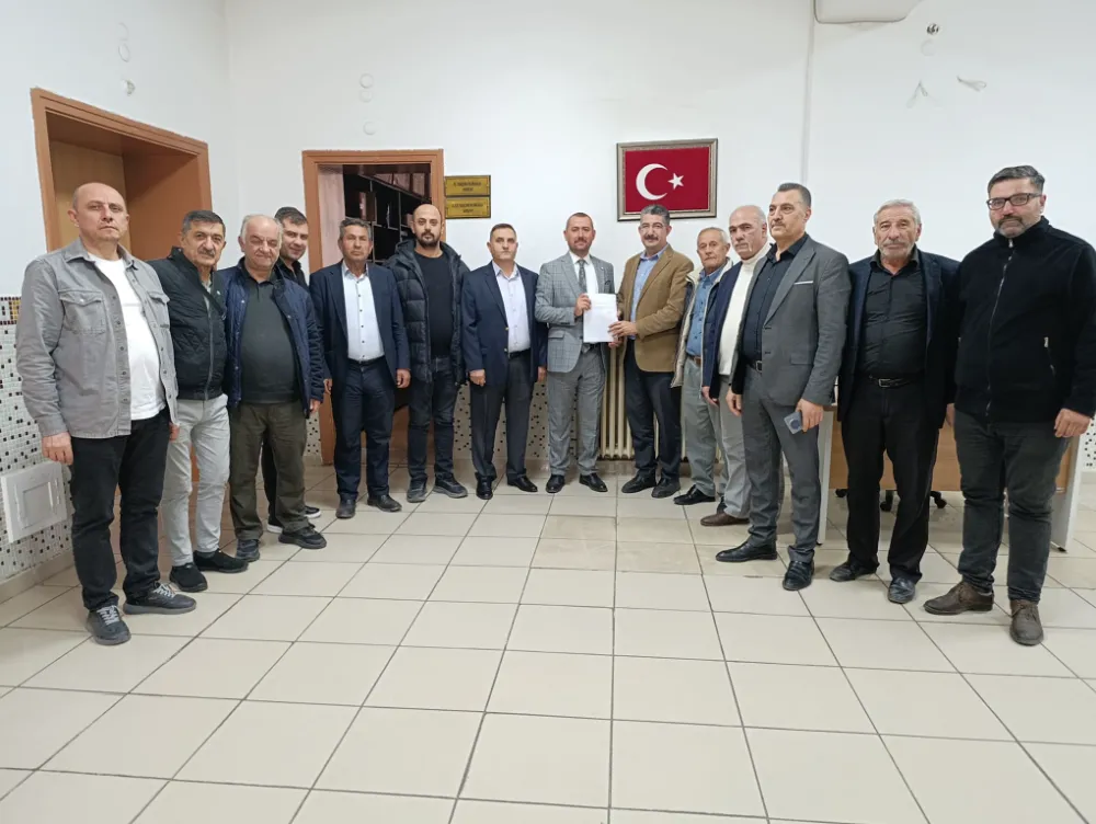 zzet Köken, Mazbatasını Yönetim Kurulu Üyeleriyle Birlikte Aldı