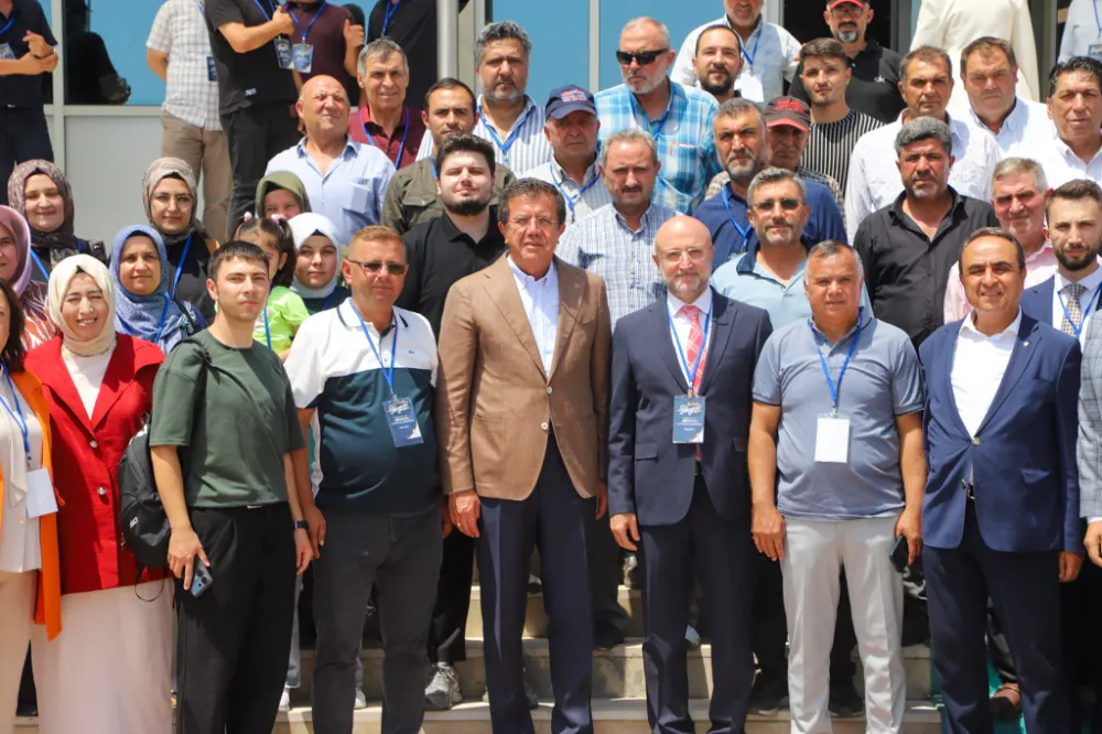 Zeybekçi Afyonkarahisar’da Teşkilatla Buluştu