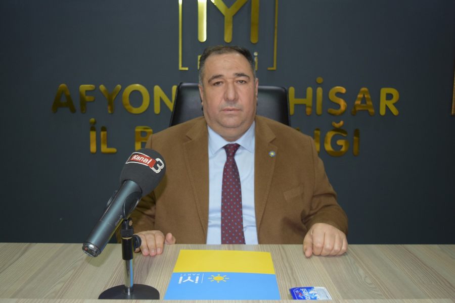 Mısırlıoğlu: “Gelin ekonominin iyi gittiğini anlatın, bizde dinleyelim”
